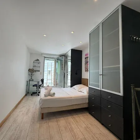 Siena - 6 Personnes Avec Terrasse Et Jacuzzi Plein Coeur Centre-ville Quartier Du Port De Апартаменты