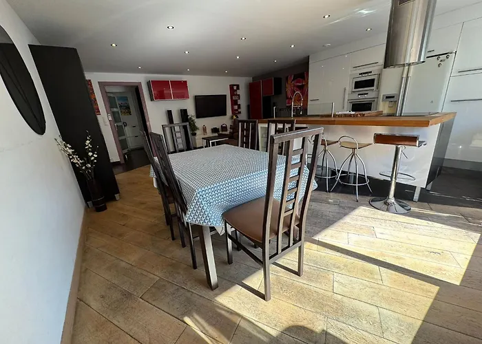 Siena - 6 Personnes Avec Terrasse Et Jacuzzi Plein Coeur Centre-ville Quartier Du Port De Lägenhet Nice