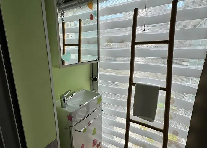 Lägenhet Siena - 6 Personnes Avec Terrasse Et Jacuzzi Plein Coeur Centre-ville Quartier Du Port De *